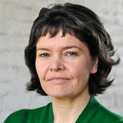 Portrait of Kate Raworth